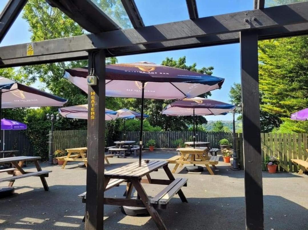 The Menai Hotel And Bar 뱅거 외부 사진