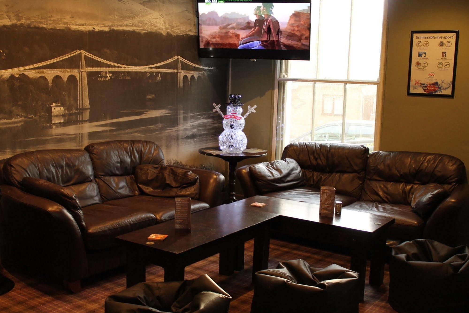 The Menai Hotel And Bar 뱅거 외부 사진